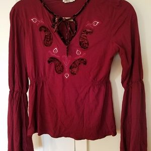 Sharagano Aya Small Burgundy Top
